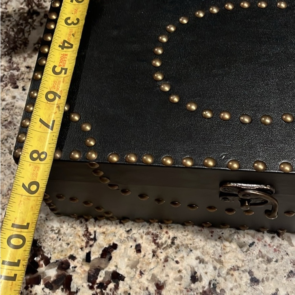Keepsake leather box - great condition and vintage - Picture 5 of 11